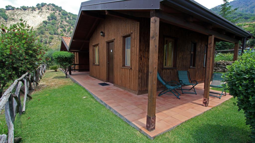Agriturismo San Cataldo Motta Camastra Camera foto